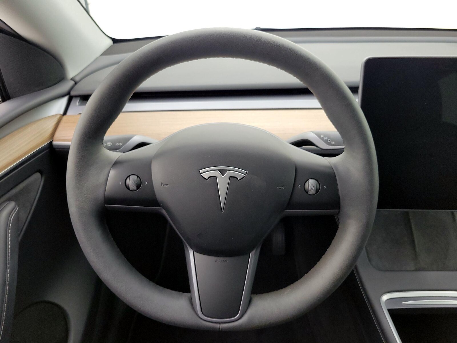 tesla model y 2023 7SAYGDEE6PF900989 image tesla model y 2023 7SAYGDEE6PF900989 image